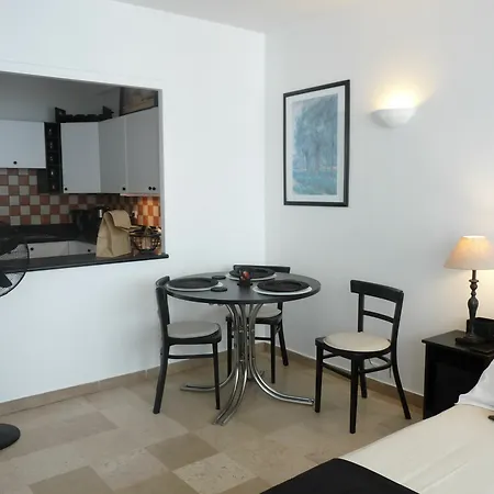 Studio Proche Hotel Martinez Apartment